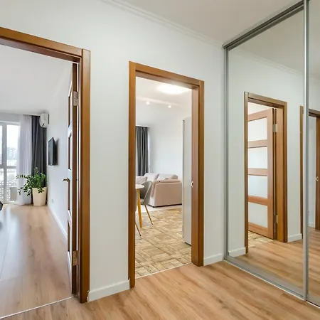 Апартаменты Petrovdom 7-27 In Rc Kvartet, 16г Vasyl Lypkivskyi Street *