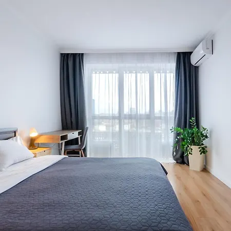 Petrovdom 7-27 In Rc Kvartet, 16г Vasyl Lypkivskyi Street Апартаменты Киев