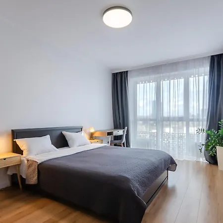 Petrovdom 7-27 In Rc Kvartet, 16г Vasyl Lypkivskyi Street Апартаменты Киев