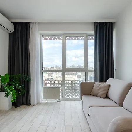 Petrovdom 7-27 In Rc Kvartet, 16г Vasyl Lypkivskyi Street * Киев